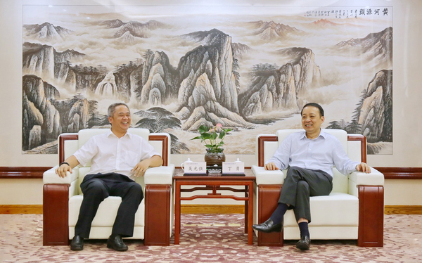 文章附图
